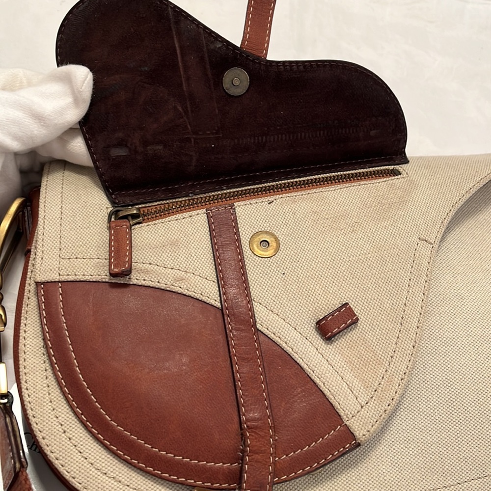 Dior Crossbody Saddle Bag - Picture 10 of 16